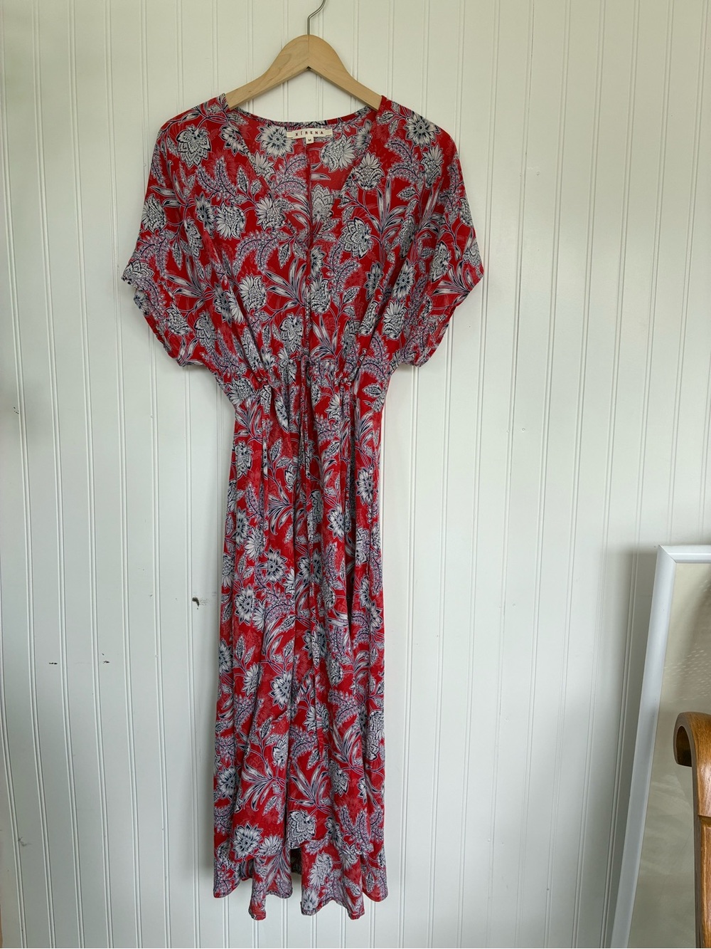 XiRENA Red Floral Dress